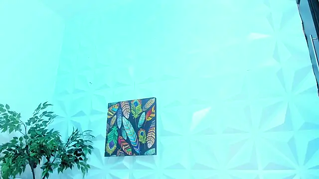 Briyit Doll online show from February 23, 2025, 9:33 am