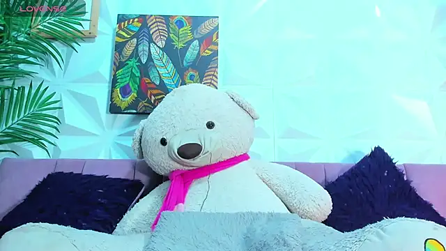 Briyit Doll online show from September 9, 2025, 4:12 am