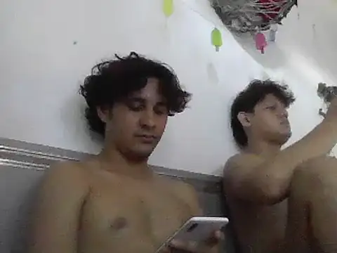 Snapshot of pedrodavid_ chatting on March 6, 2025, 9:31 pm pedrodavid online show from March 6, 2025, 9:31 pm