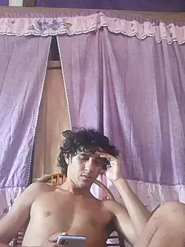 Snapshot of pedrodavid_ chatting on January 18, 2026, 2:10 pm pedrodavid online show from January 18, 2026, 2:10 pm