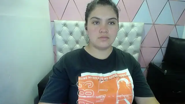 Marinasexxx online show from February 7, 2026, 6:33 pm