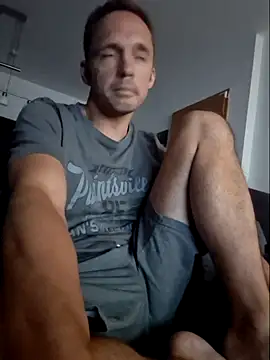 Snapshot of Slegde85 chatting on July 11, 2026, 9:38 pm Slegde85 online show from July 11, 2026, 9:38 pm