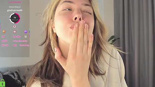 Snapshot of Vanessa_Walters chatting on March 28, 2026, 11:10 am Vanessa Walters online show from March 28, 2026, 11:10 am