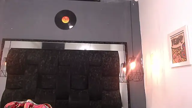 AndreaGil  online show from February 18, 2026, 7:21 pm