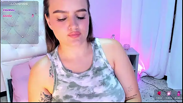 Snapshot of ellarosee_ chatting on December 20, 2024, 10:54 pm ellarosee  online show from December 20, 2024, 10:54 pm