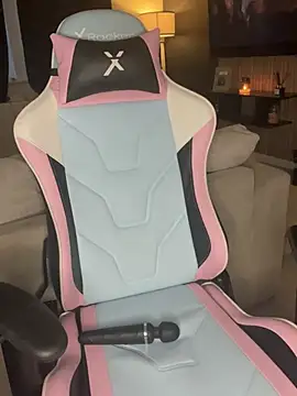 chelsiekink3 online show from January 20, 2025, 4:23 pm