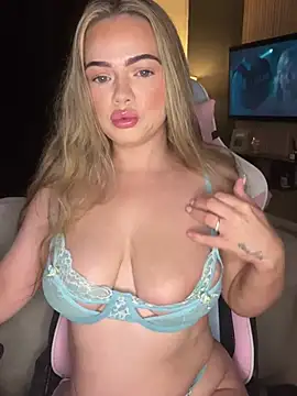 chelsiekink3 online show from January 22, 2025, 7:24 pm