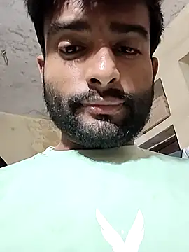 PRIYANHUxh online show from March 28, 2026, 4:50 pm