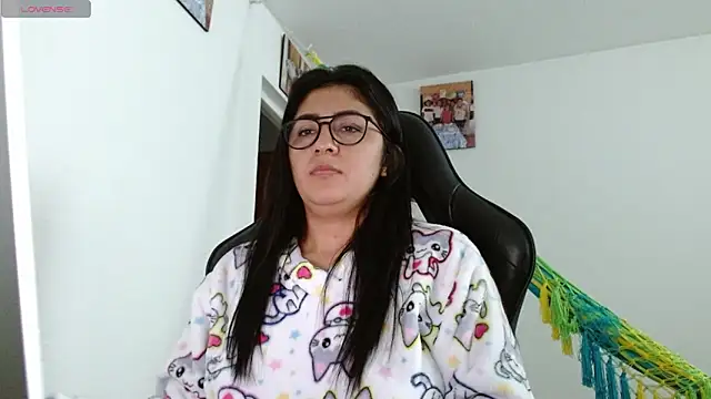 danna peterson1 online show from February 20, 2026, 8:09 pm