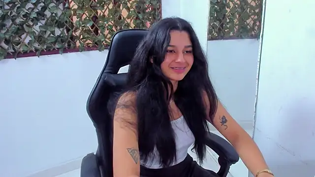 Snapshot of Megan_Whitte chatting on February 15, 2025, 8:22 pm Megan Whitte online show from February 15, 2025, 8:22 pm