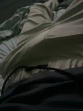 MephiticBermudas online show from December 5, 2025, 1:03 am