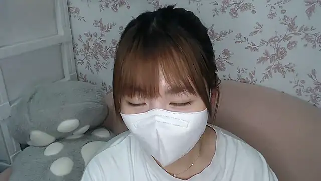 Snapshot of mei_hosina chatting on June 16, 2026, 4:42 pm mei hosina online show from June 16, 2026, 4:42 pm