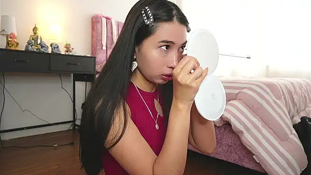 Snapshot of AlessiaVix chatting on February 5, 2026, 4:22 pm AlessiaVix online show from February 5, 2026, 4:22 pm