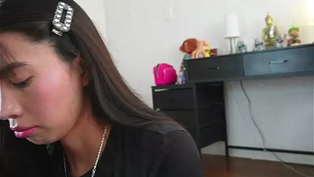 Snapshot of AlessiaVix chatting on June 2, 2026, 4:53 pm AlessiaVix online show from June 2, 2026, 4:53 pm
