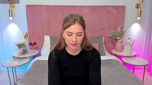 MilaVoxx online show from March 20, 2026, 5:56 am