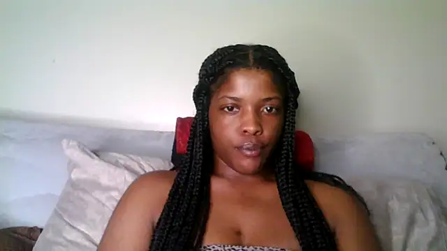 CaramelGoddessxoxo online show from April 19, 2026, 3:39 am