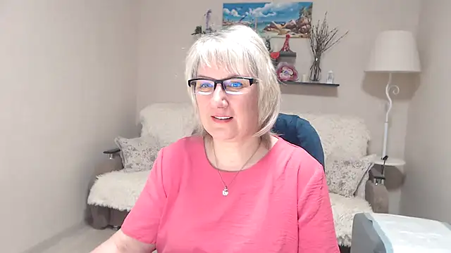 Snapshot of FleurMays chatting on April 23, 2026, 7:09 am FleurMays online show from April 23, 2026, 7:09 am