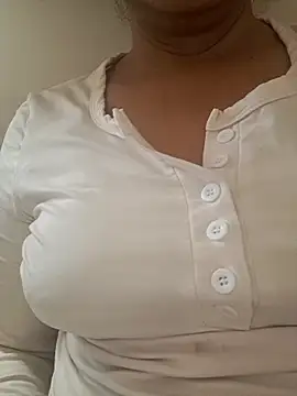 MakeMeCumAhh online show from March 4, 2026, 4:51 am