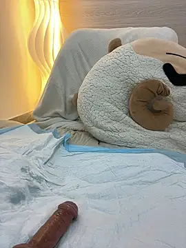 Nicole77-baby online show from February 17, 2025, 2:04 pm