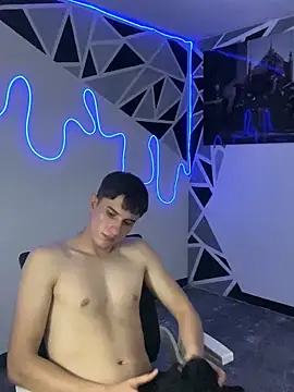 oliver Lz online show from February 26, 2025, 10:42 pm