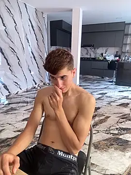 oliver Lz online show from November 5, 2025, 4:18 pm