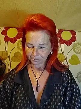 CassandraSandra44 online show from May 7, 2026, 5:02 am