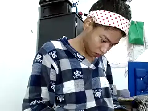 miriam775 online show from March 10, 2025, 11:53 am