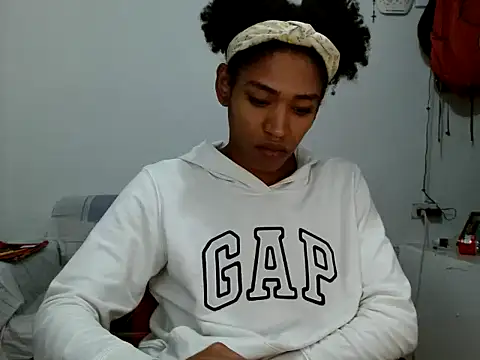 miriam775 online show from October 2, 2025, 3:57 am