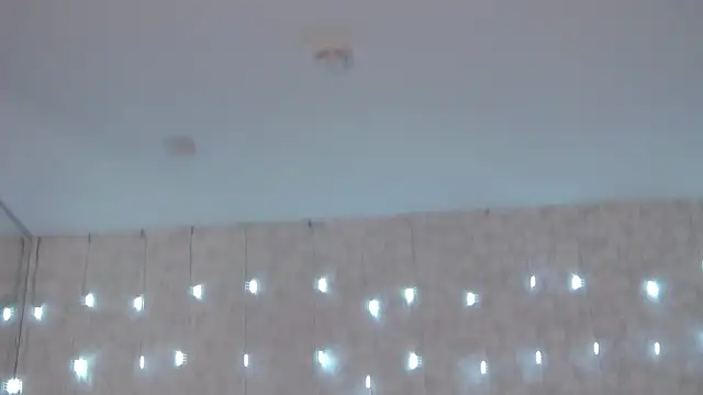 Snapshot of Evapeach_ chatting on January 18, 2025, 9:55 pm Evapeach online show from January 18, 2025, 9:55 pm