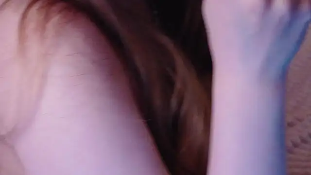 Snapshot of Evapeach_ chatting on February 9, 2025, 4:50 pm Evapeach online show from February 9, 2025, 4:50 pm