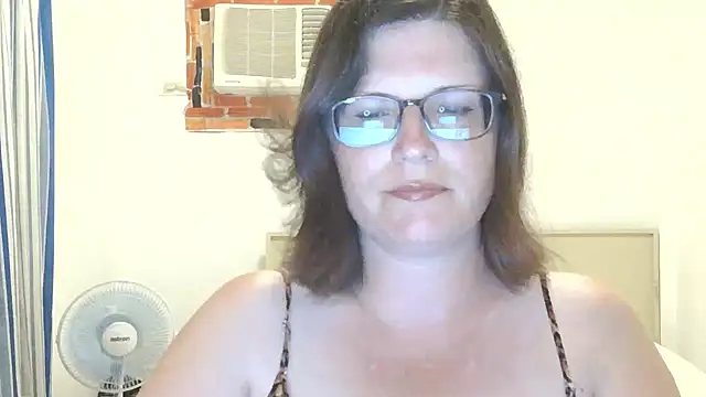 CrimsonMistress online show from April 15, 2026, 8:20 pm