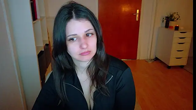 jenna-sxy19 online show from October 30, 2025, 2:07 pm