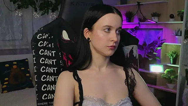 KiraLiLime online show from March 21, 2025, 7:13 pm