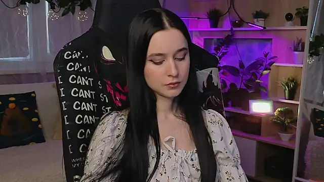 KiraLiLime online show from March 22, 2025, 3:31 pm