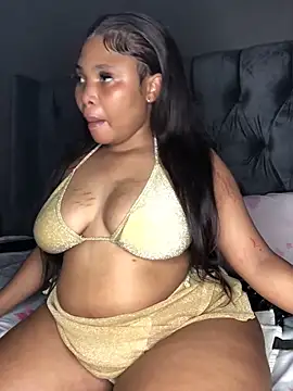 Snapshot of Anaelle24 chatting on March 9, 2025, 5:49 pm Anaelle24 online show from March 9, 2025, 5:49 pm