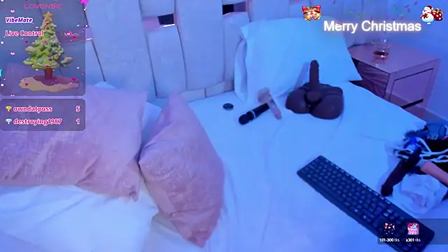 Snapshot of mia_schwarz chatting on December 13, 2024, 1:04 am mia schwarz online show from December 13, 2024, 1:04 am