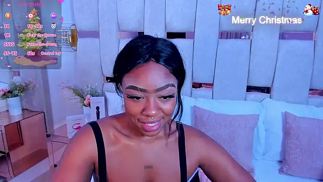 Snapshot of mia_schwarz chatting on December 19, 2024, 12:12 pm mia schwarz online show from December 19, 2024, 12:12 pm