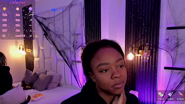 Snapshot of mia_schwarz chatting on November 1, 2025, 1:57 pm mia schwarz online show from November 1, 2025, 1:57 pm