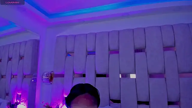 mia schwarz online show from March 18, 2026, 9:40 pm