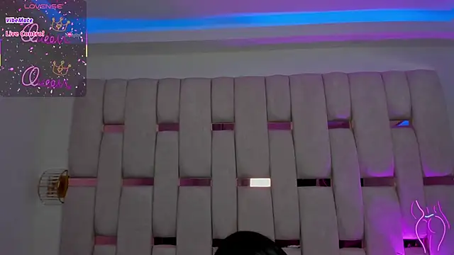 mia schwarz online show from April 19, 2026, 1:54 pm