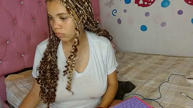 1CANDYLOVE online show from March 14, 2025, 8:49 pm