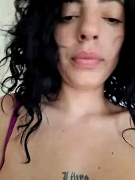 Sweet-diamondxxx online show from September 9, 2025, 2:38 pm