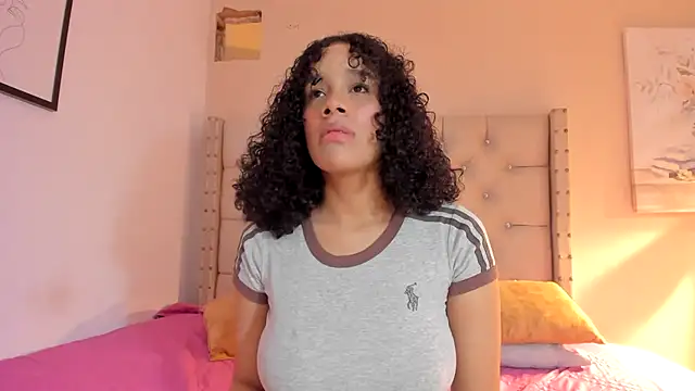 vanesasexyhot21 online show from February 10, 2026, 2:15 am