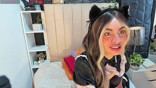 amapola hs online show from April 6, 2026, 10:11 pm