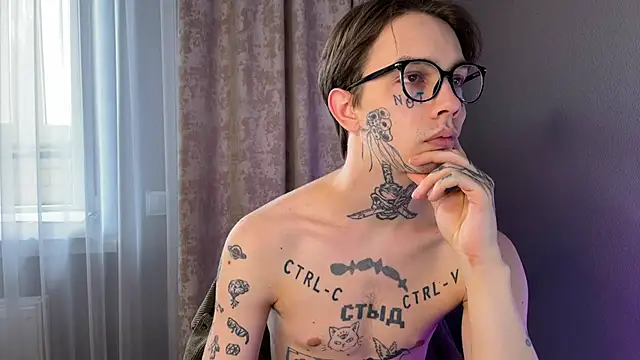 Snapshot of anahori__simon chatting on February 5, 2025, 11:34 am anahori simon online show from February 5, 2025, 11:34 am