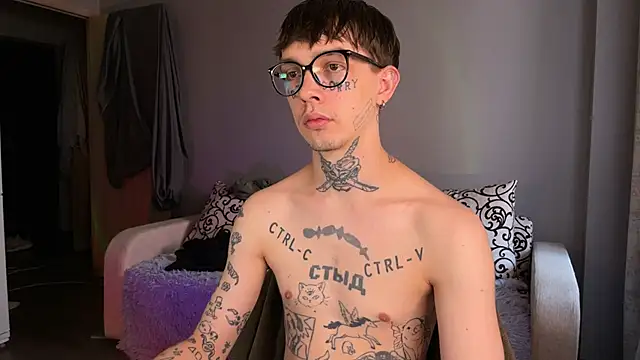 Snapshot of anahori__simon chatting on September 23, 2025, 1:47 pm anahori simon online show from September 23, 2025, 1:47 pm