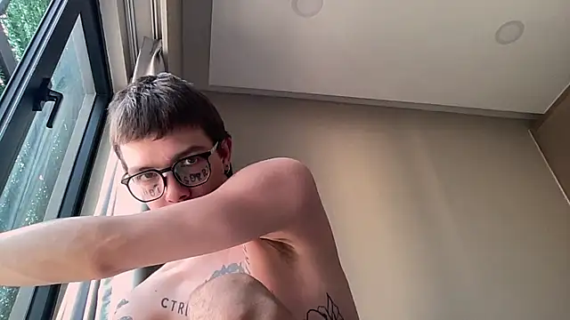 Snapshot of anahori__simon chatting on February 22, 2026, 12:56 am anahori simon online show from February 22, 2026, 12:56 am