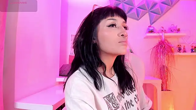 Snapshot of Valkiria_ponce chatting on January 14, 2026, 5:24 am Valkiria ponce online show from January 14, 2026, 5:24 am
