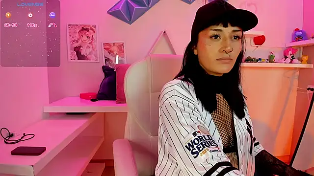 Snapshot of Valkiria_ponce chatting on March 27, 2026, 4:51 am Valkiria ponce online show from March 27, 2026, 4:51 am