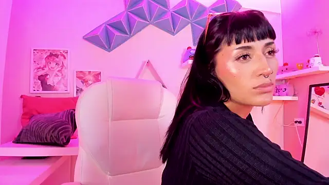 Snapshot of Valkiria_ponce chatting on April 8, 2026, 4:45 am Valkiria ponce online show from April 8, 2026, 4:45 am